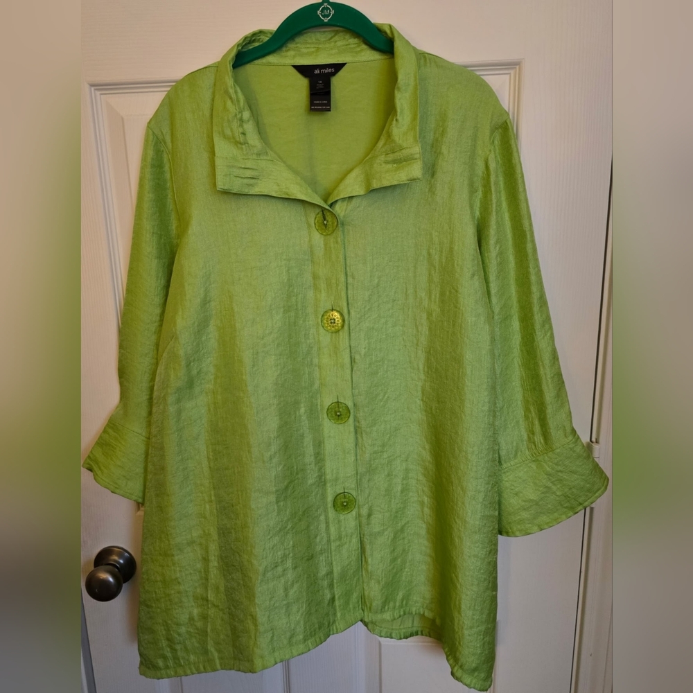 Size 1X Ali Miles Lime Button-Down Shirt